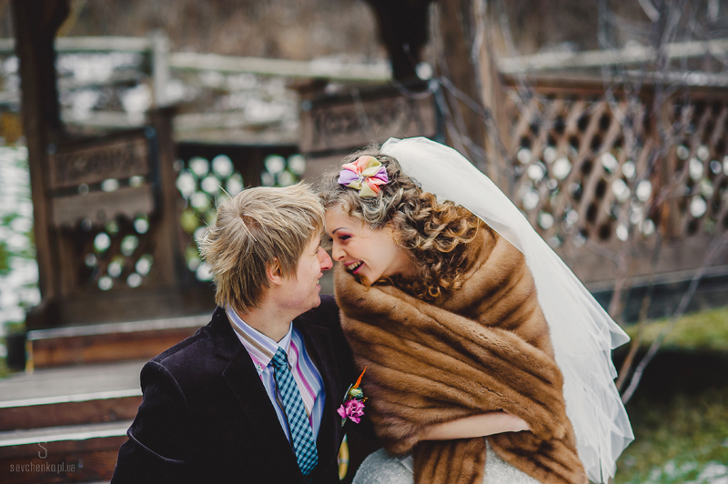 Лена и Стас: радужная свадьба в холодном феврале