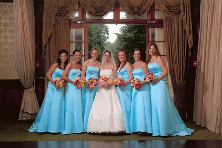 Подружки невесты в голубом