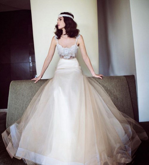 скромные свадебные платья 2013
