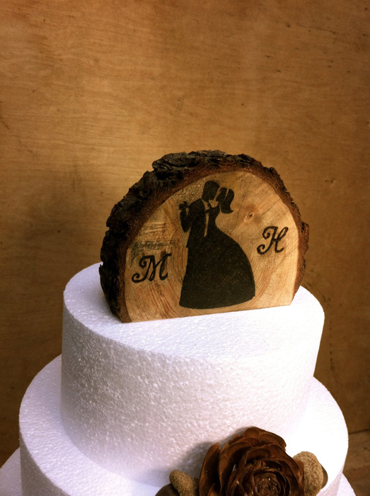 Торт для зимней свадьбы в стиле рустик