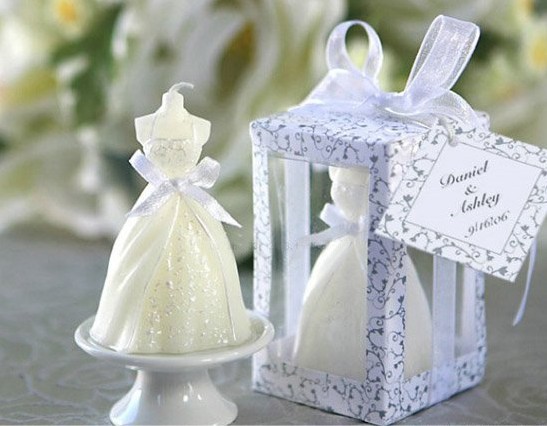 Свечи – доступный и красивый подарок для гостей на свадьбе