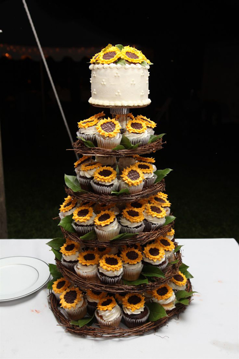 свадебный торт с подсолнухами