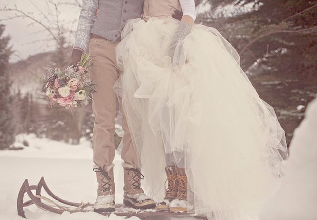 Зимняя фотозона для свадьбы